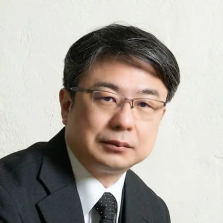 小出 啓介